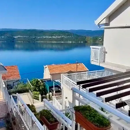 Tex * Neum